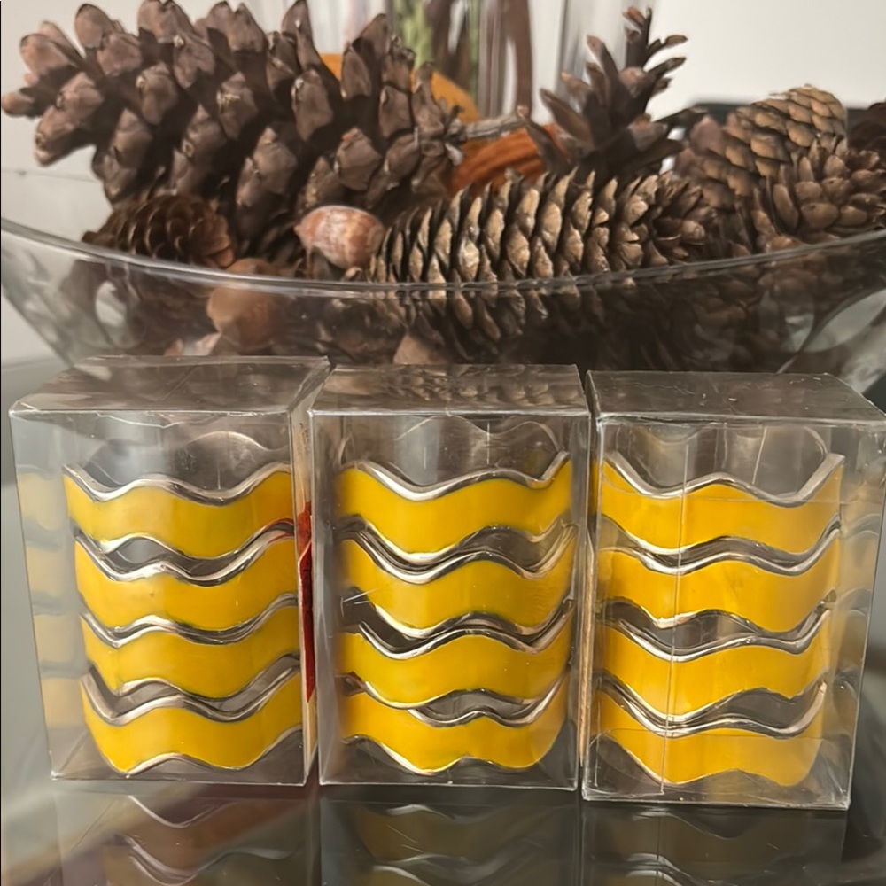 Vintage 90s Yellow & Silver Napkin Rings – Set of 12 – Modern Tablescape Decor